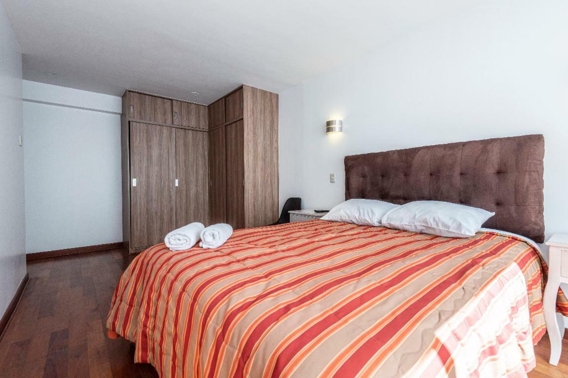 El Triunfo Apartment *